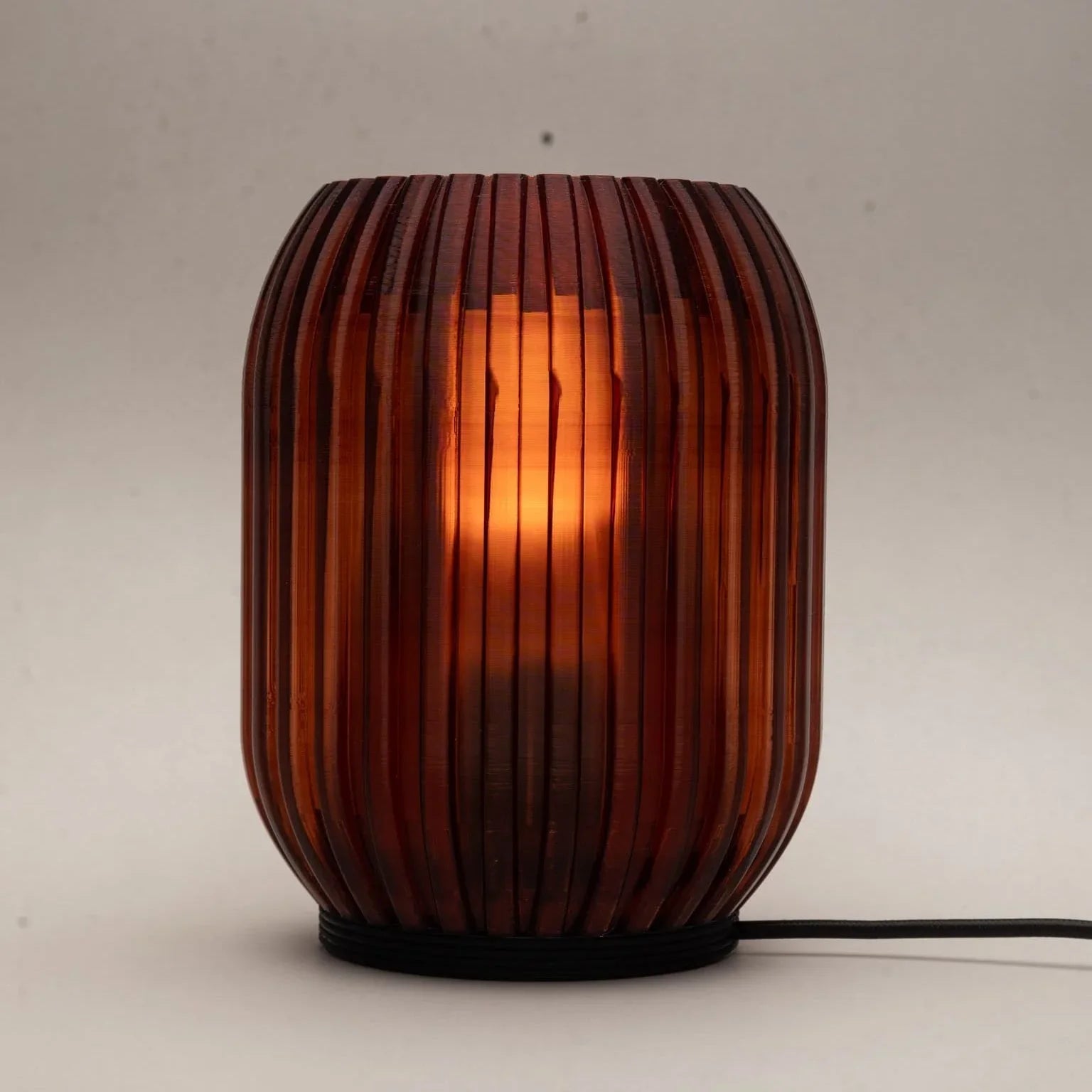 Honeycomb Table Lamp Brown detail
