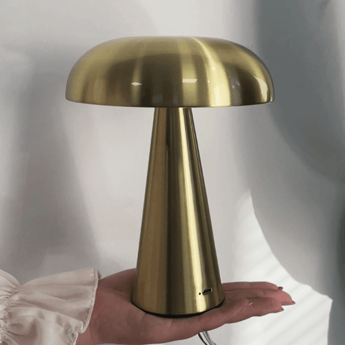 Giro Table Lamp Gold